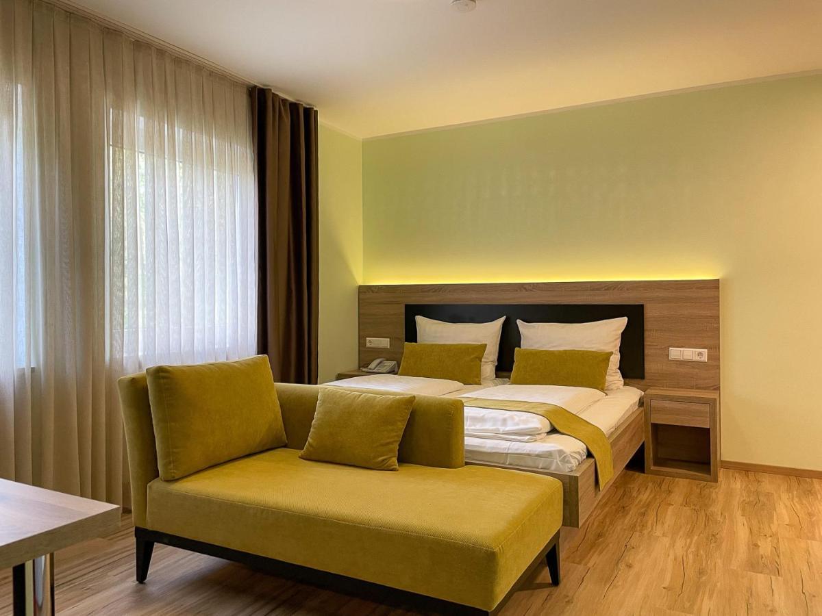 Hotel Zur Flueh バート・ゼッキンゲン エクステリア 写真